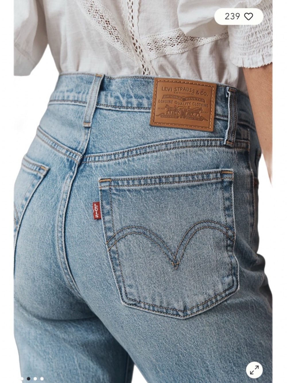 Levi’s Wedgie Straight Jeans Light Wash High Rise Size 28 - Picture 3 of 10